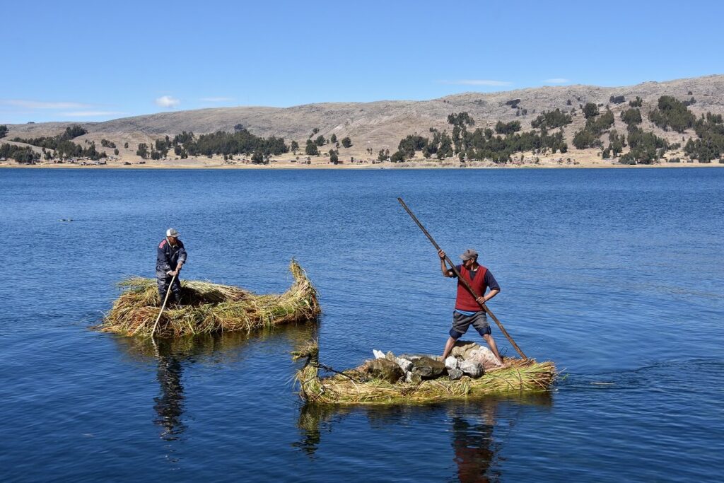 Totora reed boats on Lake Titicaca - RESPONSible Travel Peru