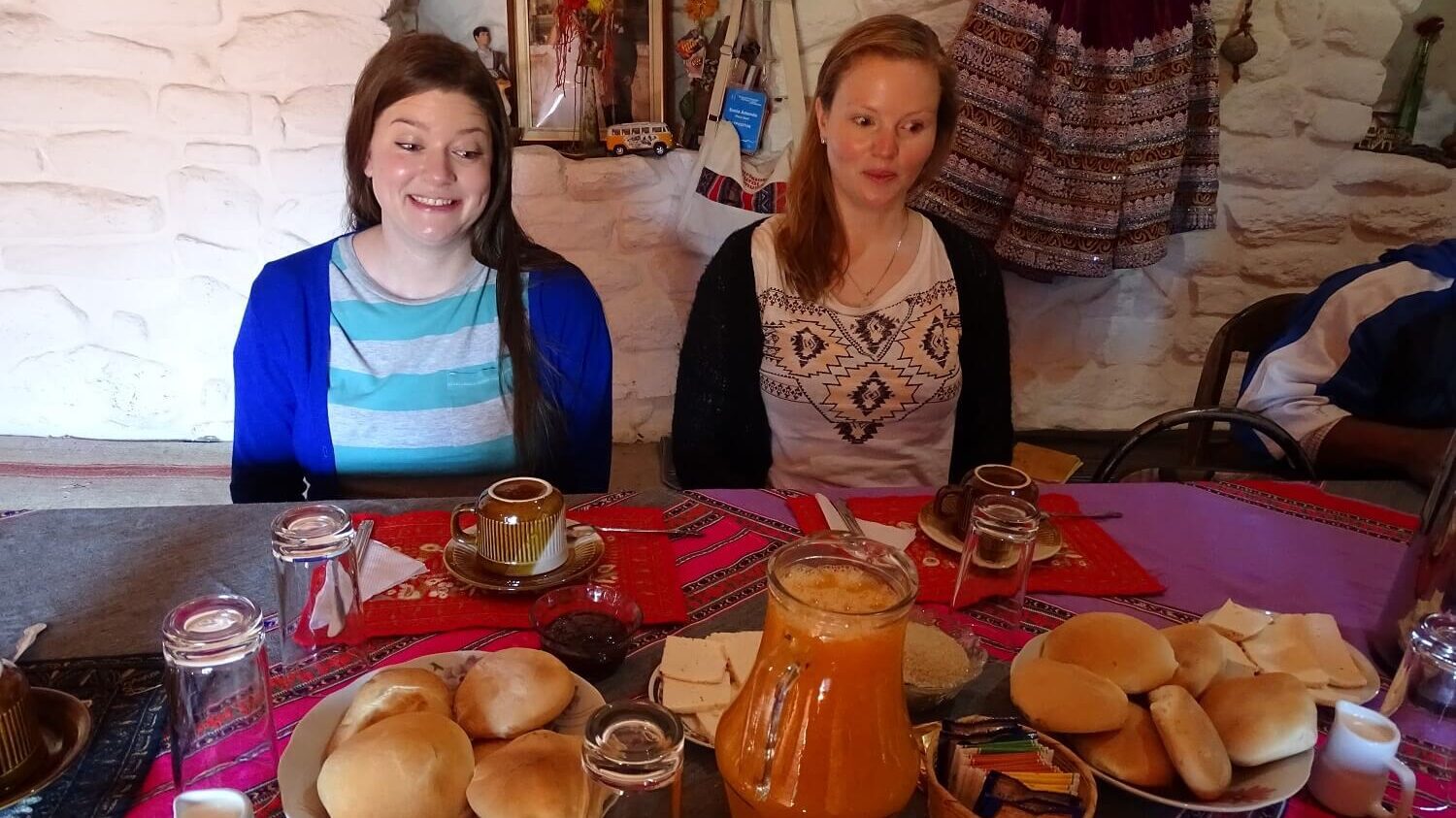 Travelers enjoying breakfast at a homestay in Coporaque, Colca Canyon. | RESPONSible Travel Peru