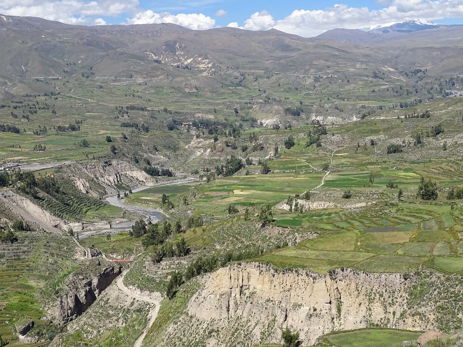 11Landscape of the Colca Canyon, Peru, from a viewpoint close to Coporaque, Peru. Visit the Colca Canyon RESPONSibly with RESPONSible Travel Peru