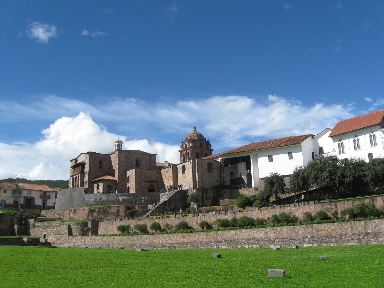 11Qorikancha, Quricancha or Coricancha are the Quechua names for the ancient Sun Temple in Cusco. On its foundations you now find the Convento Santo Domingo, built by the Spaniards. Visit Cusco alternatively with RESPONSible Travel Peru!