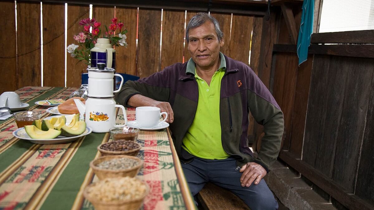 11Enrique the Coffee farmer welcomes you to his house - Coffee Route - RESPONSible Travel Peru