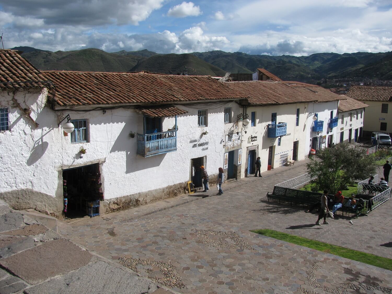 11Square of San Blas neighbourhood, Cusco. Visit Cusco alternatively with RESPONSible Travel Peru!