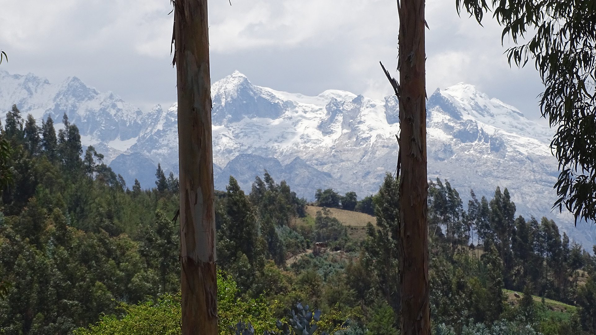 11Spectacular view of the snow-capped mountains of the Cordillera Blanca from the community of Vicos | Responsible Travel Peru