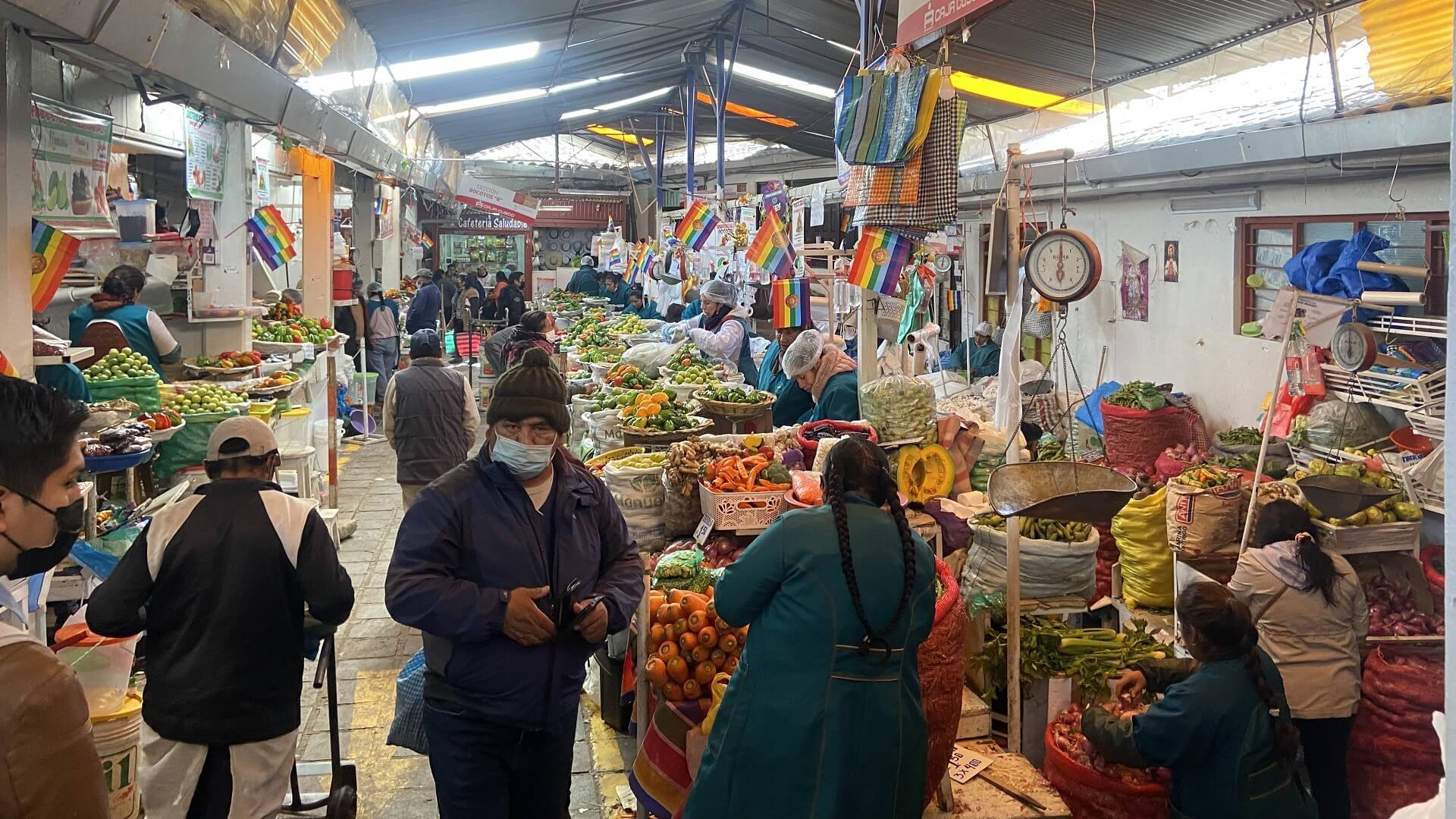 Mercado Caspacaro Cusco 2