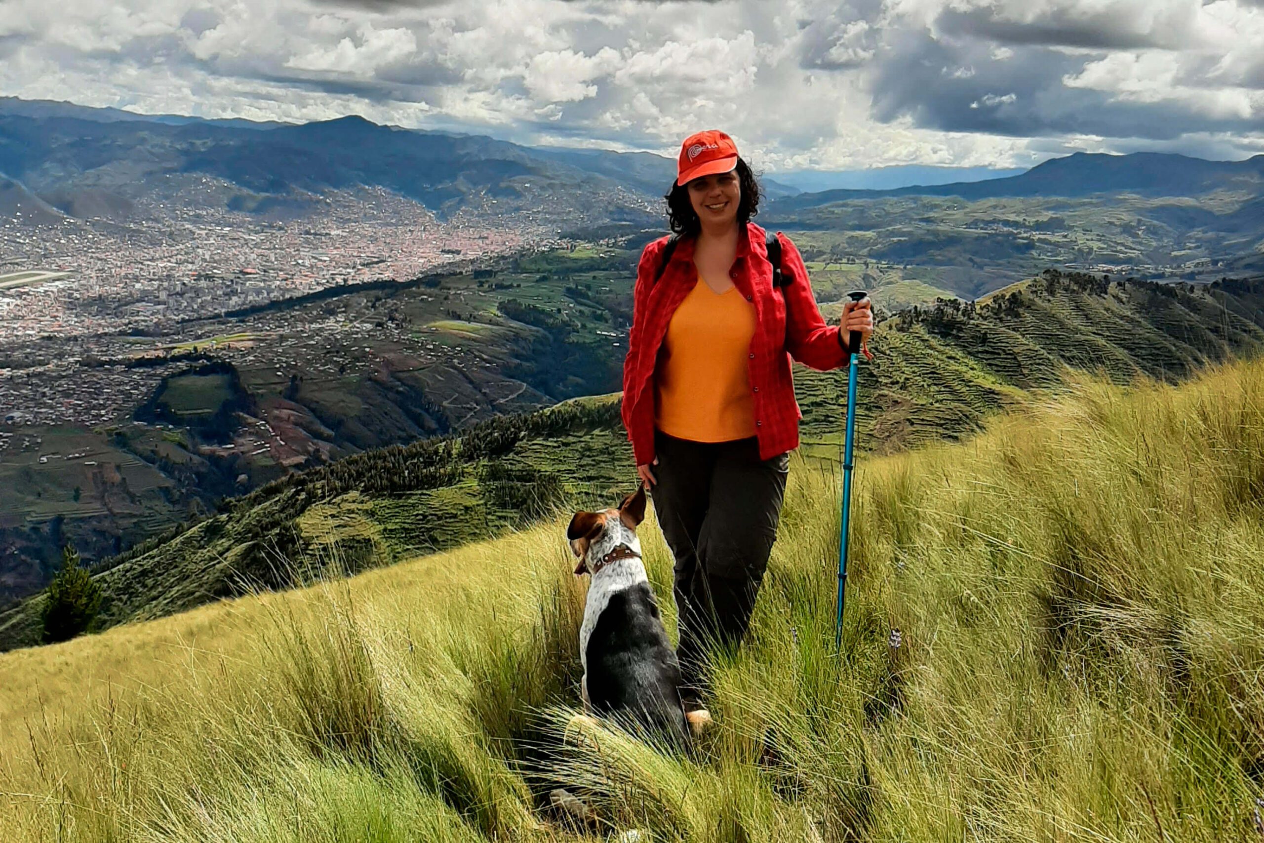 Indie and pet dog at Montaña El Picol, San Jerónimo, Cusco