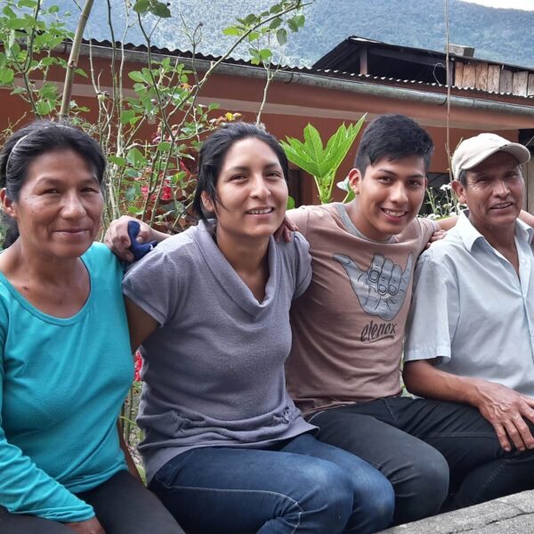 11Coffee farmers Enrique and Teofila host you on the Coffee Route to Machu Picchu - RESPONSible Travel Peru