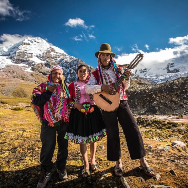 11Musicians - Ausangate Trek - Responsible Travel Peru